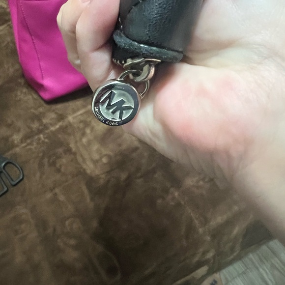 Michael kors purse with wallet - Picture 10 of 12